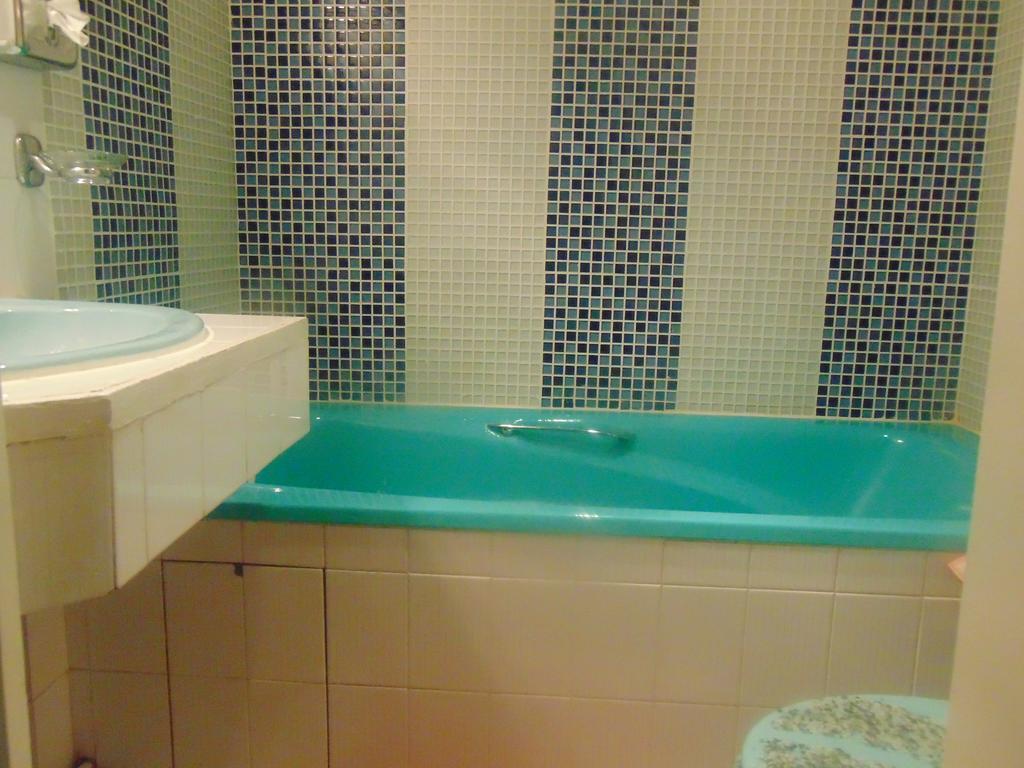 Hotel Paris Voltaire Luaran gambar