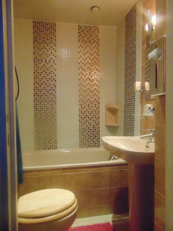 Hotel Paris Voltaire Luaran gambar